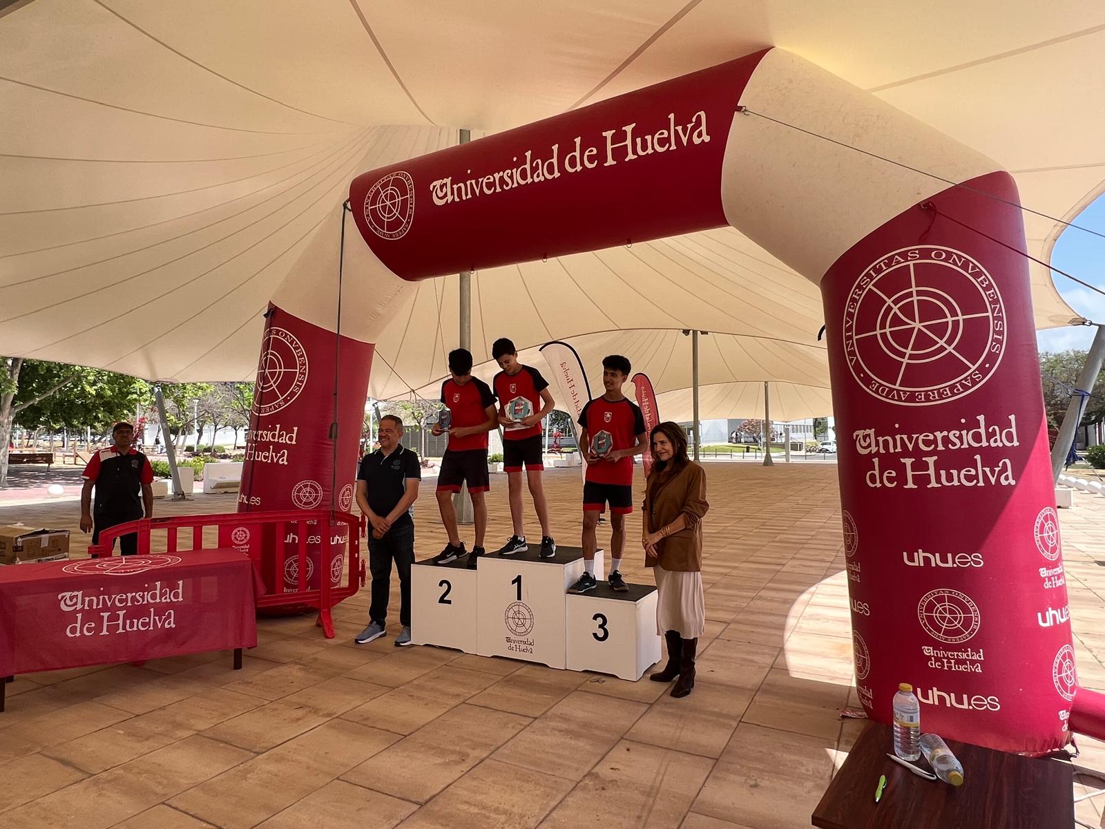 JORNADA DEPORTIVA EN LA MILLA UHU