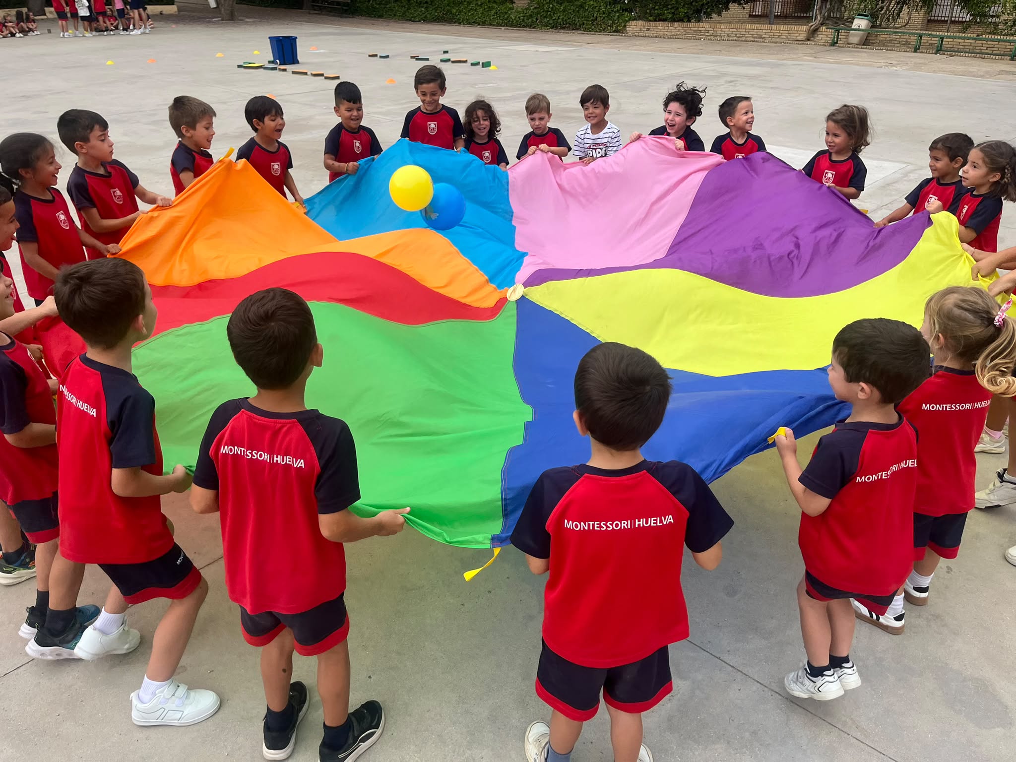 ¡NUESTRO CAMPAMENTO DE VERANO YA ESTÁ EN MARCHA Y ESTÁ SIENDO TODO UN ÉXITO!