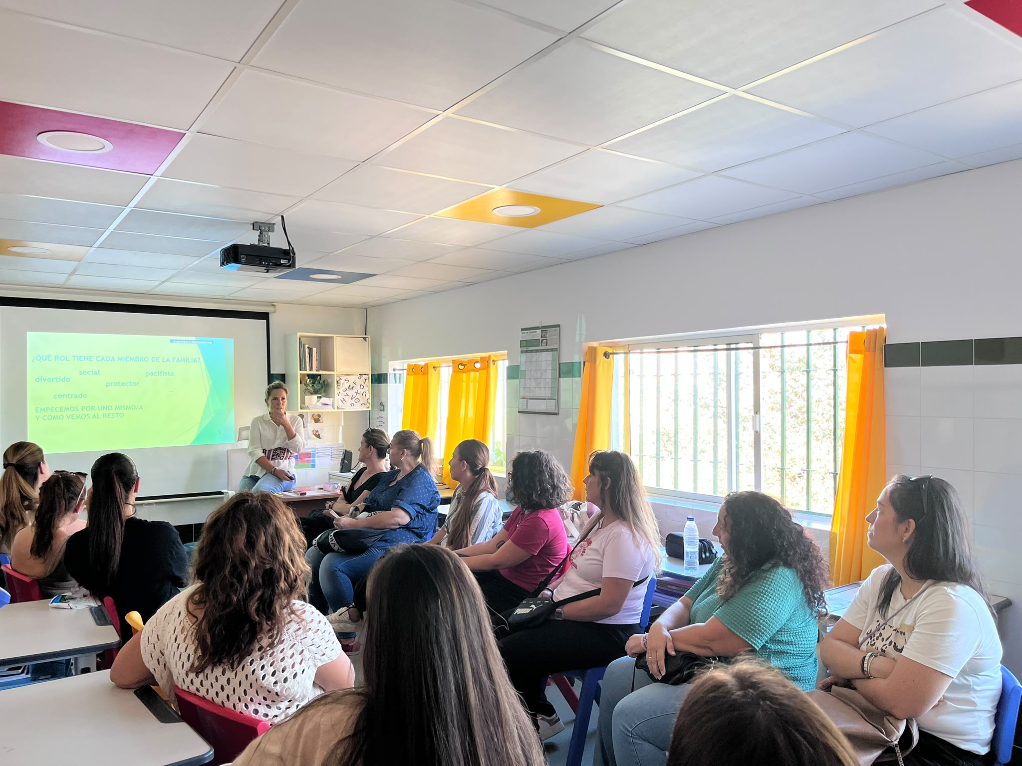 ARRANCA NUESTRA ESCUELA DE FAMILIAS MONTESSORI